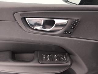 VOLVO XC60 usata, con Touch screen