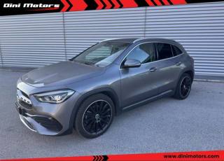 MERCEDES-BENZ GLA 180 d Automatic Premium Plus pacchetto AMG full LED
