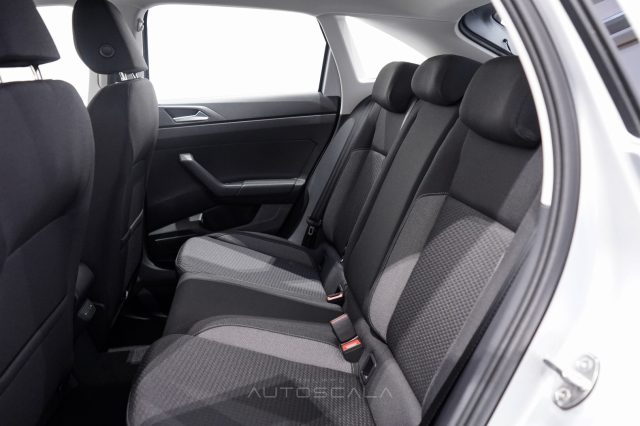 VOLKSWAGEN Taigo usata, con Bracciolo