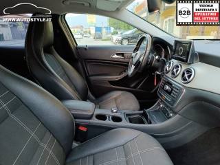 MERCEDES-BENZ GLA 220 usata, con Controllo automatico clima