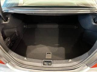 MERCEDES-BENZ CLA 200 usata, con Leve al volante