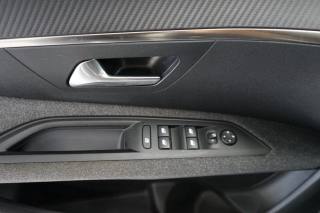 PEUGEOT 3008 usata 25