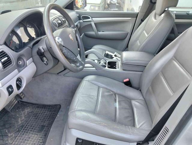 PORSCHE Cayenne usata, con Antifurto