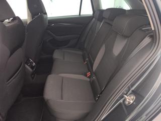 SKODA Octavia usata, con Leve al volante