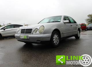 MERCEDES-BENZ E 200 usata, con Airbag