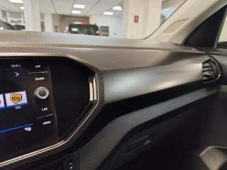 VOLKSWAGEN T-Cross usata 22