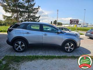 PEUGEOT 3008 usata, con Boardcomputer