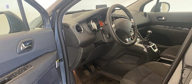 PEUGEOT 5008 usata, con Fendinebbia
