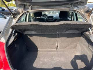 PEUGEOT 208 usata, con Autoradio