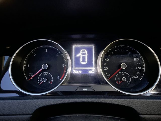 VOLKSWAGEN Golf usata, con Chiusura centralizzata