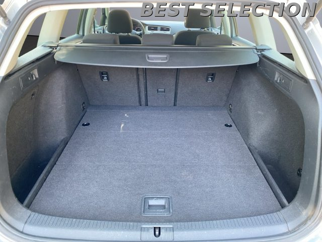 VOLKSWAGEN Golf Variant usata, con Climatizzatore