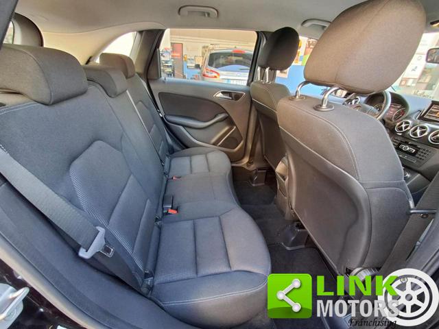 MERCEDES-BENZ B 180 usata, con Alzacristalli elettrici