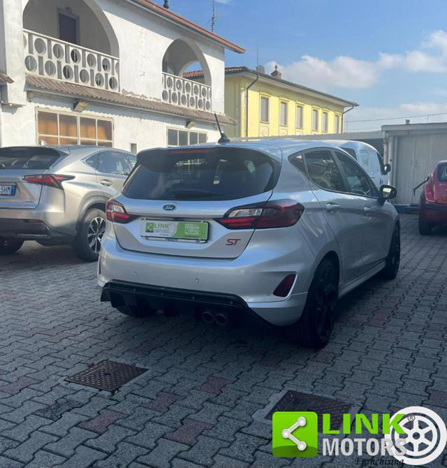 FORD Fiesta usata, con Alzacristalli elettrici