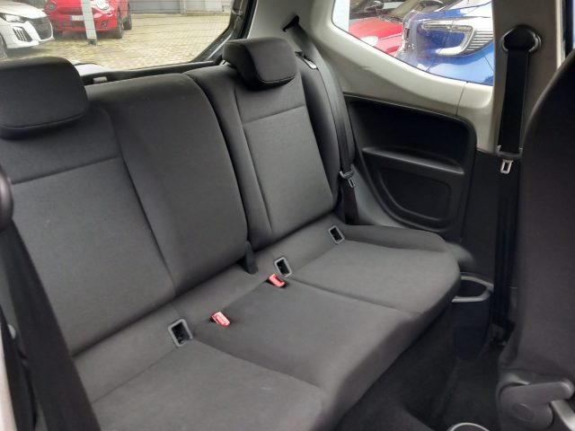 VOLKSWAGEN up! usata, con Sistema di navigazione