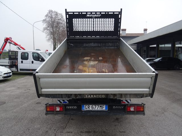 IVECO Daily usata, con Autoradio