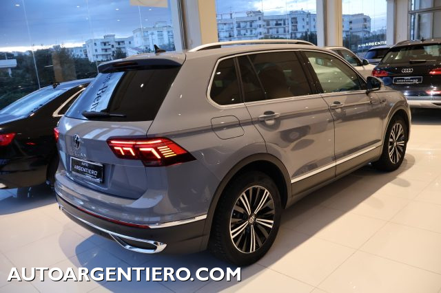 VOLKSWAGEN Tiguan usata, con Isofix