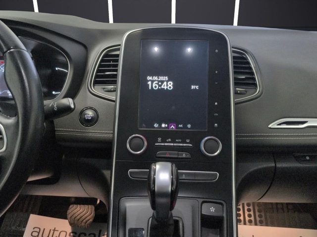 RENAULT Scenic usata, con USB