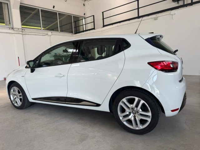RENAULT Clio usata, con Airbag laterali