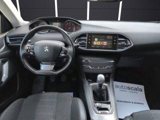 PEUGEOT 308 usata, con Sistema di navigazione