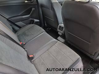 VOLKSWAGEN T-Roc usata, con Sedili riscaldati