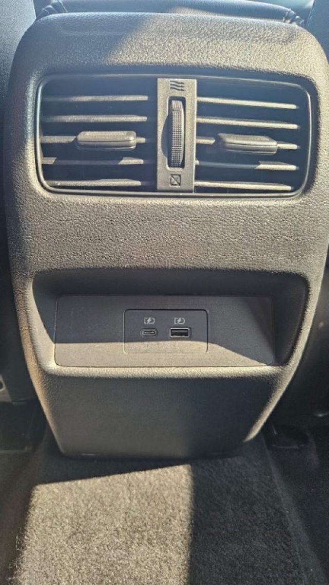 NISSAN Qashqai usata, con Controllo elettronico della corsia