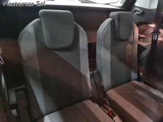 PEUGEOT 5008 usata, con Fendinebbia