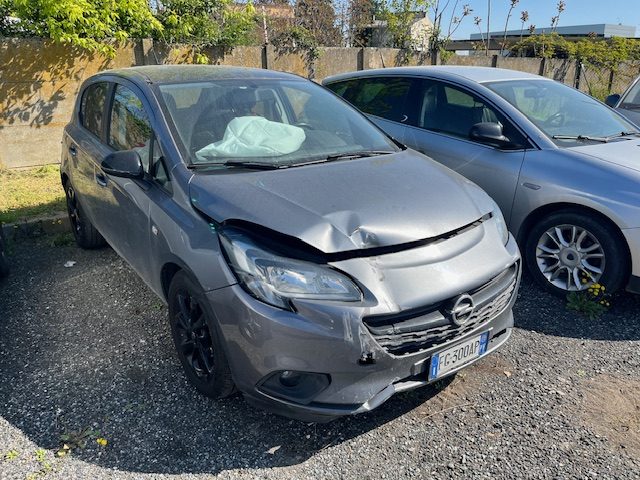 OPEL Corsa usata, con Airbag