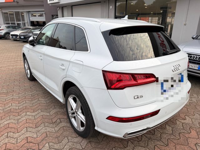 AUDI Q5 usata, con Autoradio