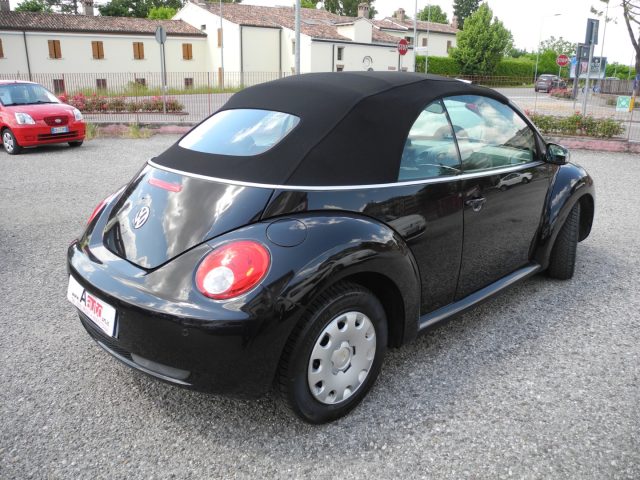 VOLKSWAGEN New Beetle usata 73