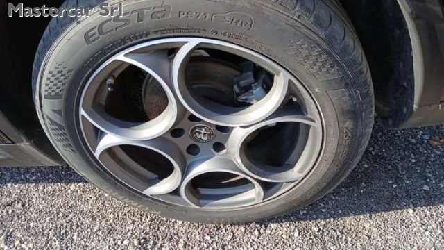 ALFA ROMEO Stelvio usata, con Sistema di navigazione