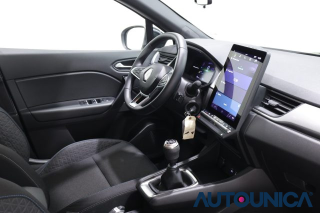RENAULT Captur usata, con Telecamera per parcheggio assistito