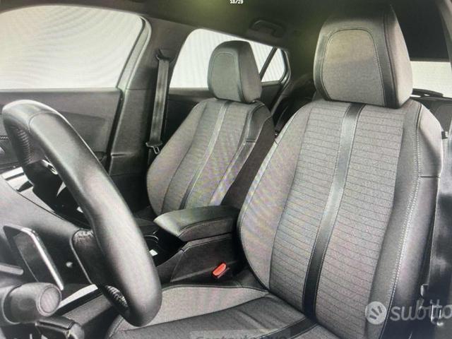 PEUGEOT 2008 usata, con Cruise Control