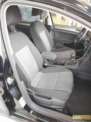 VOLKSWAGEN Golf usata, con Park Distance Control