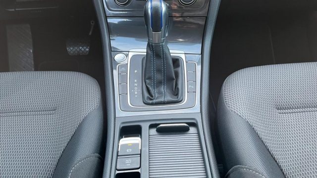 VOLKSWAGEN e-Golf usata, con ESP