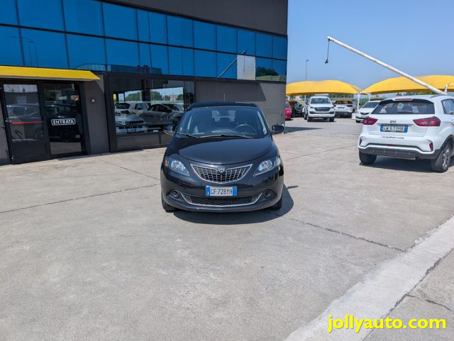 LANCIA Ypsilon usata, con Airbag