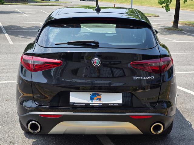 ALFA ROMEO Stelvio usata, con Controllo trazione