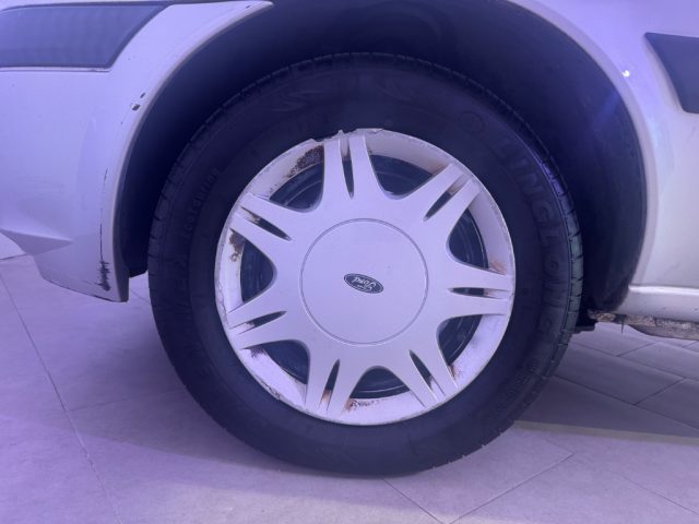 FORD Fiesta usata 12