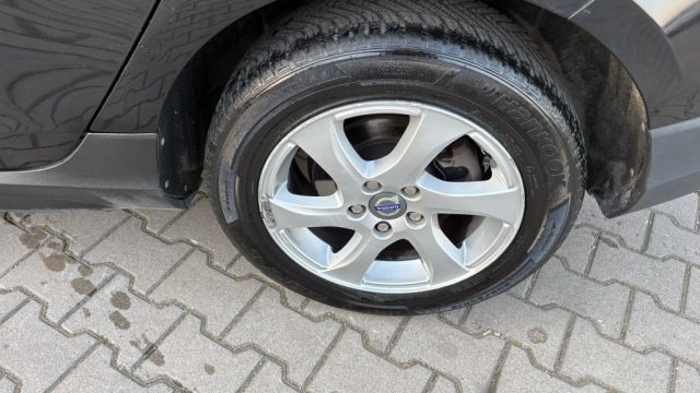 VOLVO V40 Cross Country usata, con Autoradio