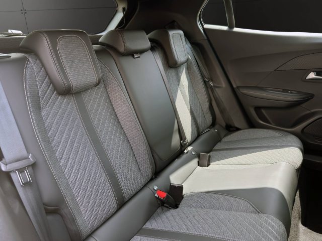 PEUGEOT 2008 usata, con Sensore di luce
