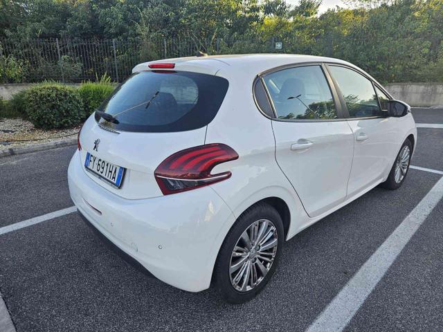 PEUGEOT 208 usata, con Airbag Passeggero