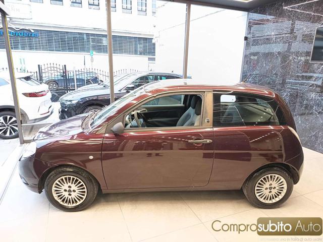 LANCIA Ypsilon usata, con Fendinebbia