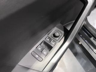 VOLKSWAGEN T-Cross usata, con Controllo automatico clima