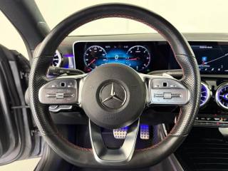 MERCEDES-BENZ CLA 200 usata, con Controllo automatico clima