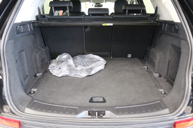 LAND ROVER Discovery Sport usata, con Fari LED