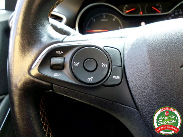 OPEL Crossland X usata, con Autoradio digitale