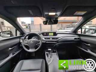 LEXUS UX 250h usata, con Airbag Passeggero