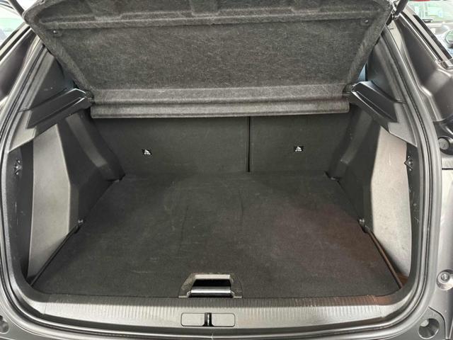 PEUGEOT 2008 usata 19