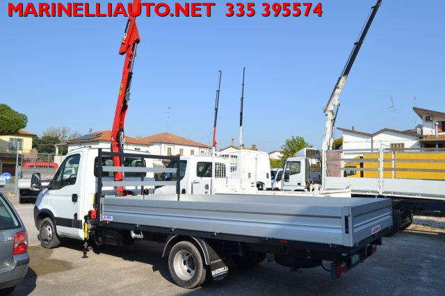 IVECO Daily usata 16