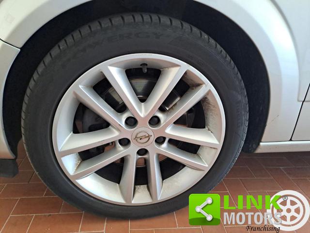 OPEL Astra usata, con Fendinebbia