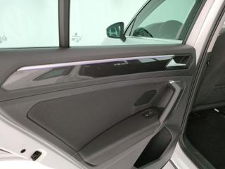 VOLKSWAGEN Tiguan usata, con Servosterzo